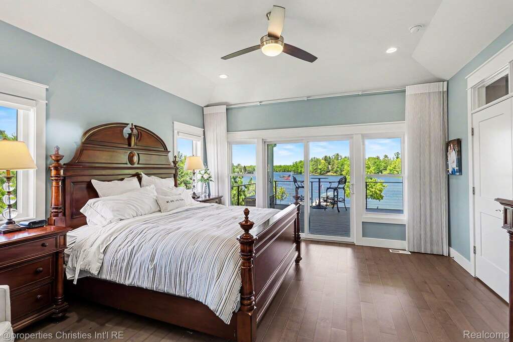 4 Bedroom Single Family Home/House's Image 24