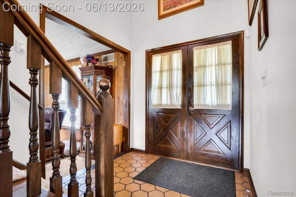4 Bedroom Single Family Home/House's Image 7