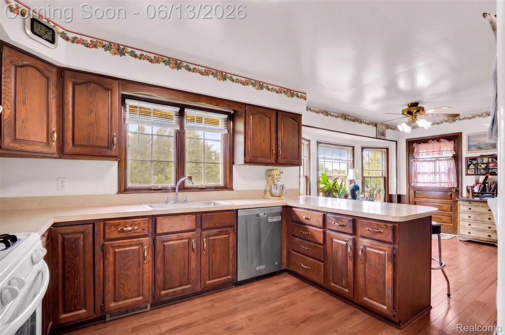 4 Bedroom Single Family Home/House's Image 12