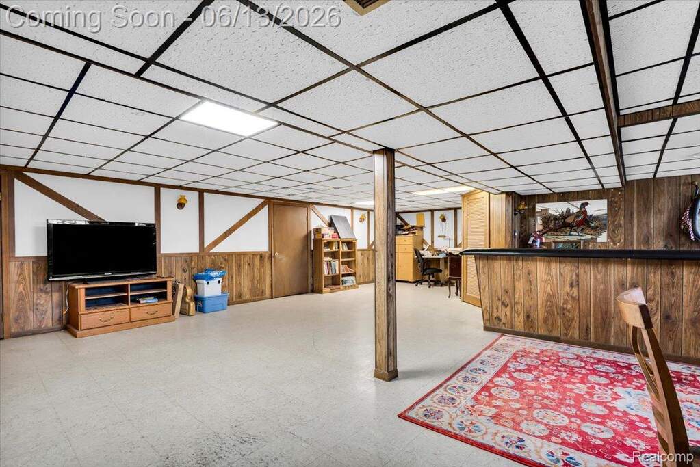4 Bedroom Single Family Home/House's Image 30