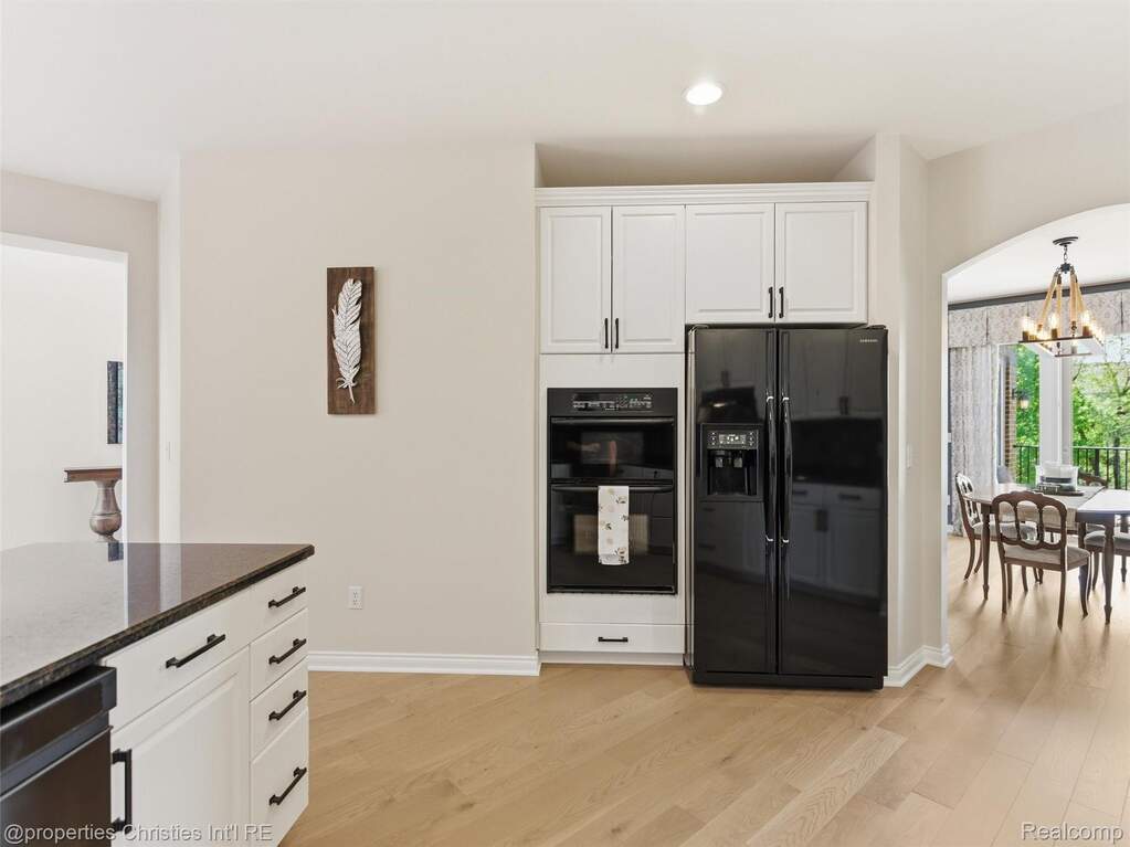 2 Bedroom Apartment/Flat's Image 20
