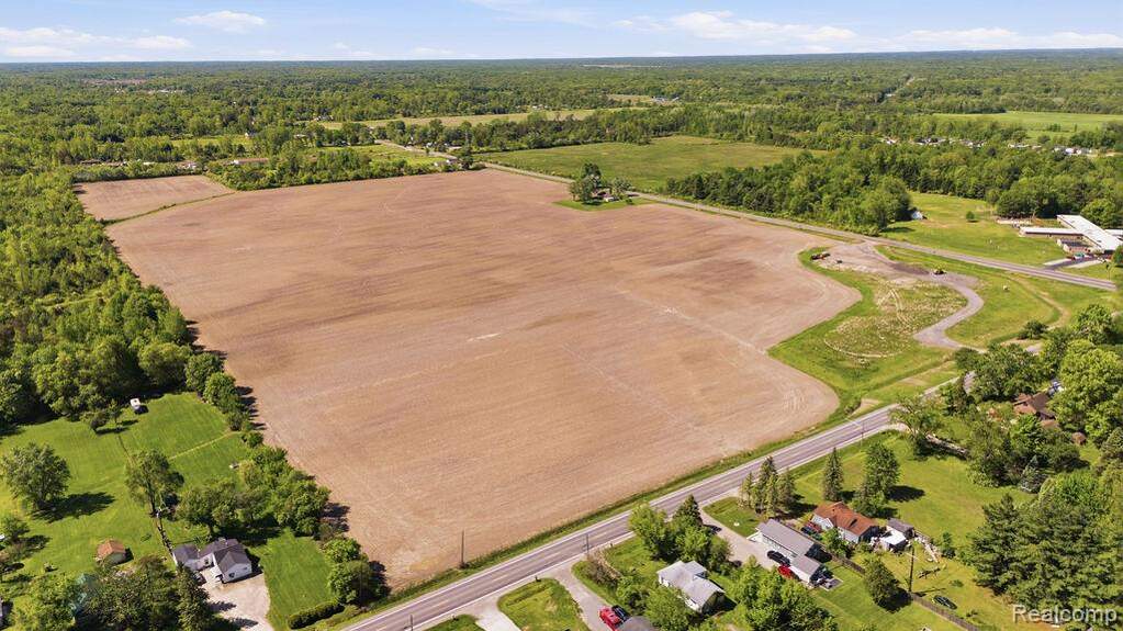 Land/Vacant Land's Image 4