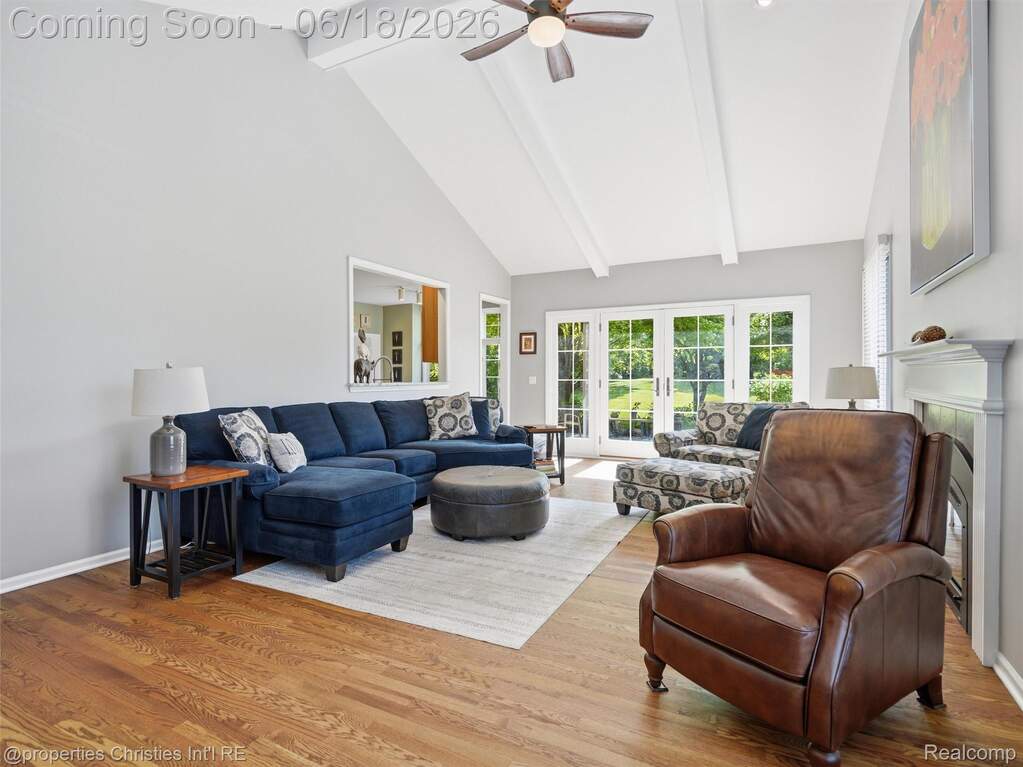 4 Bedroom Single Family Home/House's Image 16