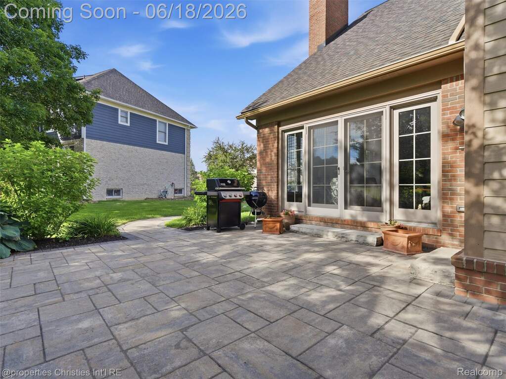4 Bedroom Single Family Home/House's Image 39