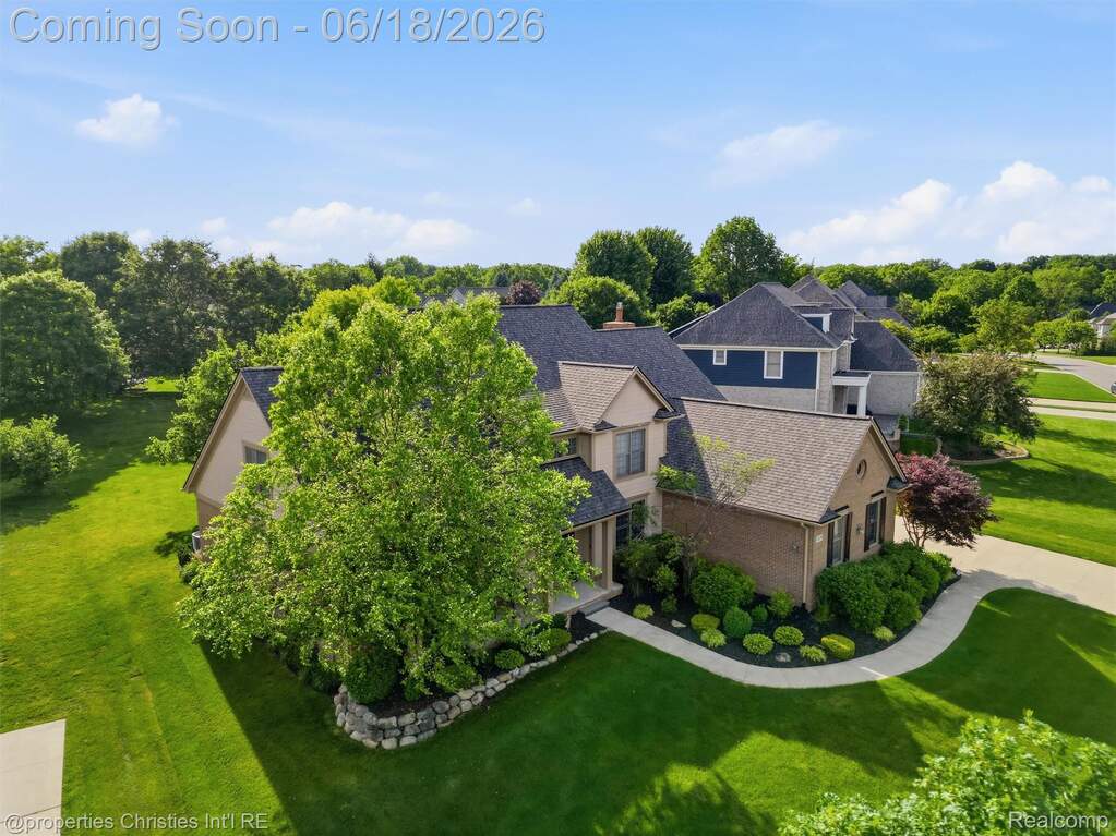 4 Bedroom Single Family Home/House's Image 44