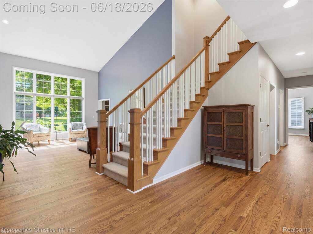 4 Bedroom Single Family Home/House's Image 3