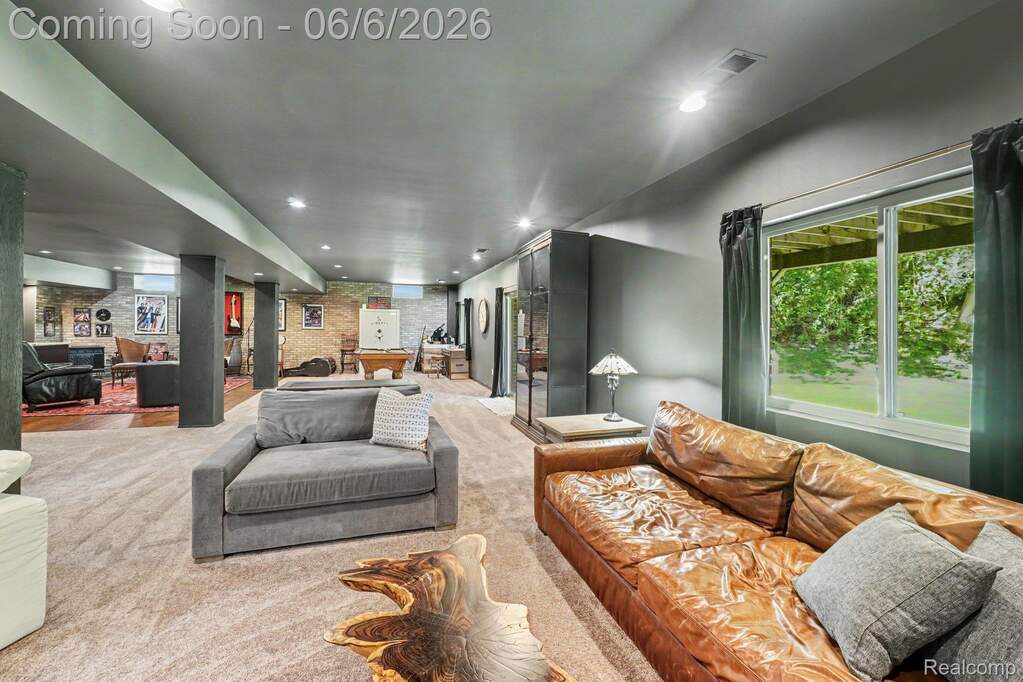 3 Bedroom Single Family Home/House's Image 33