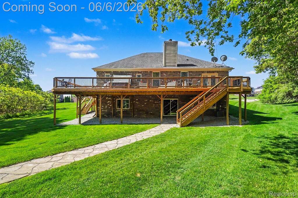 3 Bedroom Single Family Home/House's Image 41