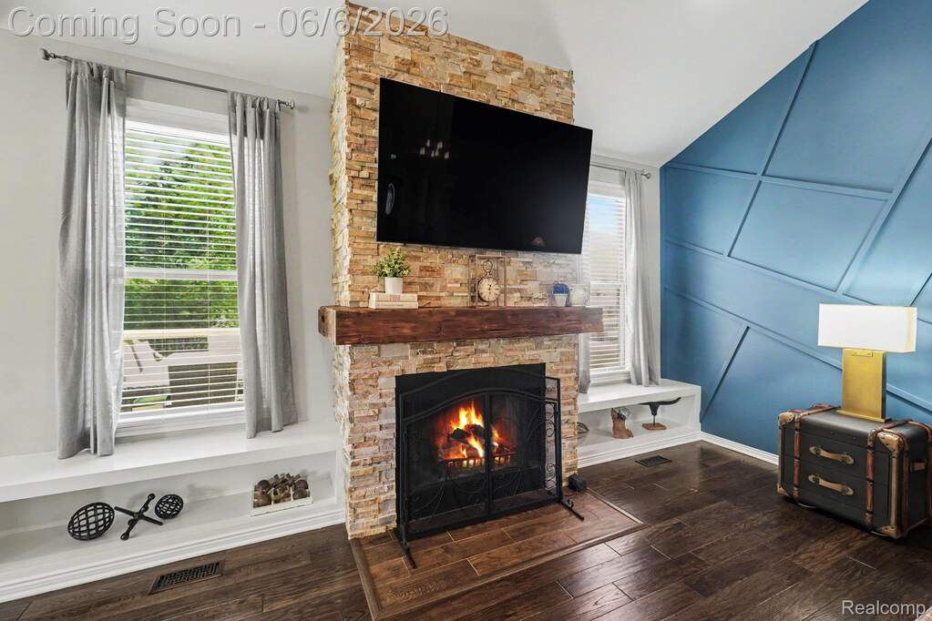 3 Bedroom Single Family Home/House's Image 4