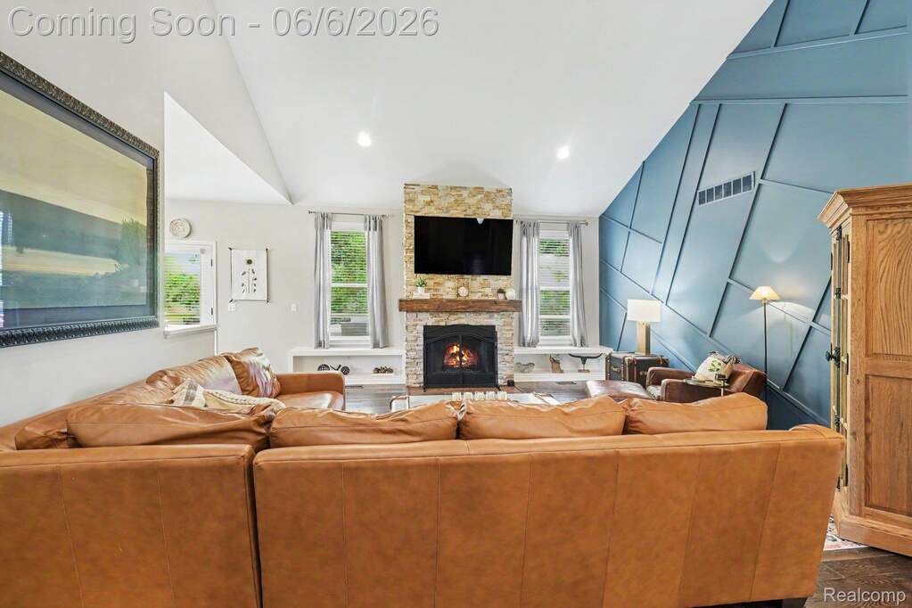 3 Bedroom Single Family Home/House's Image 5