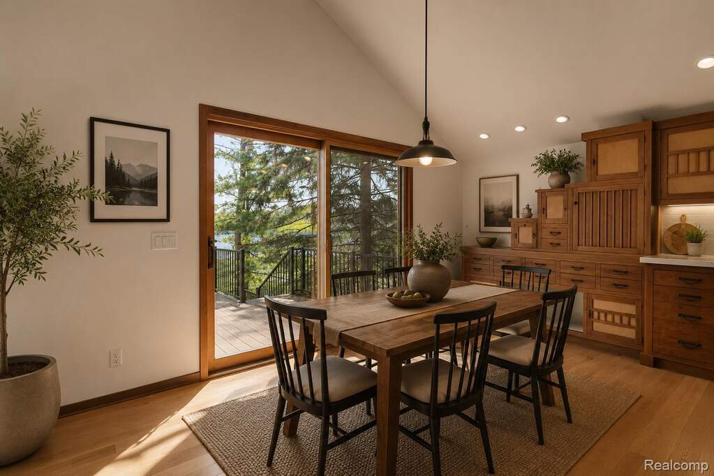 5 Bedroom Single Family Home/House's Image 23