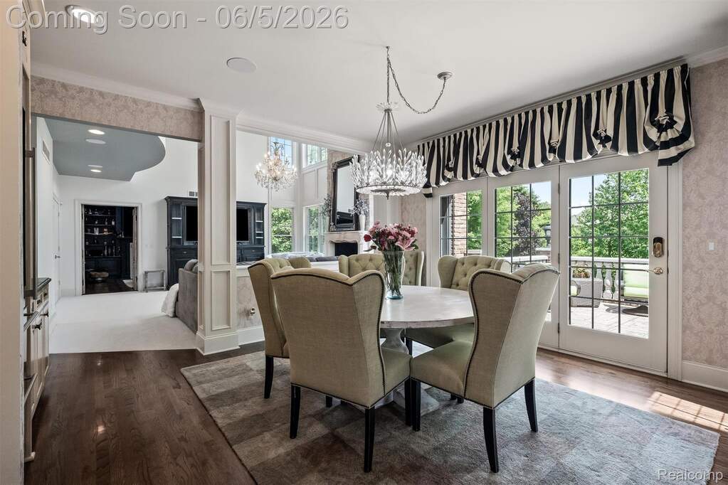 4 Bedroom Single Family Home/House's Image 22