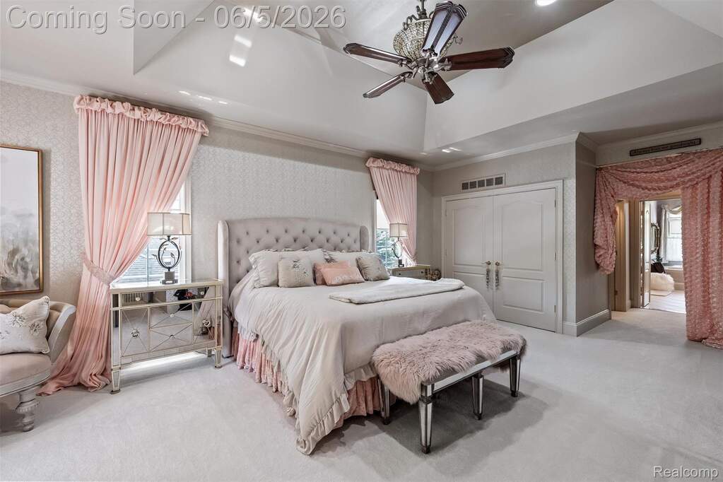 4 Bedroom Single Family Home/House's Image 27