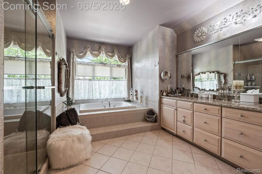4 Bedroom Single Family Home/House's Image 31
