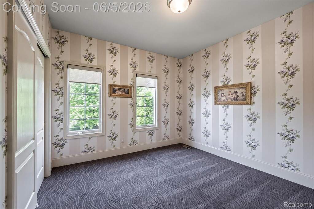 4 Bedroom Single Family Home/House's Image 38