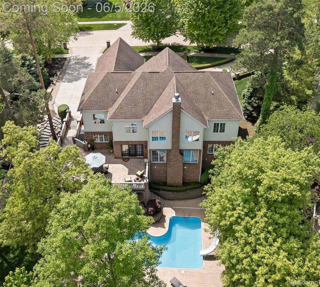 4 Bedroom Single Family Home/House's Image 47