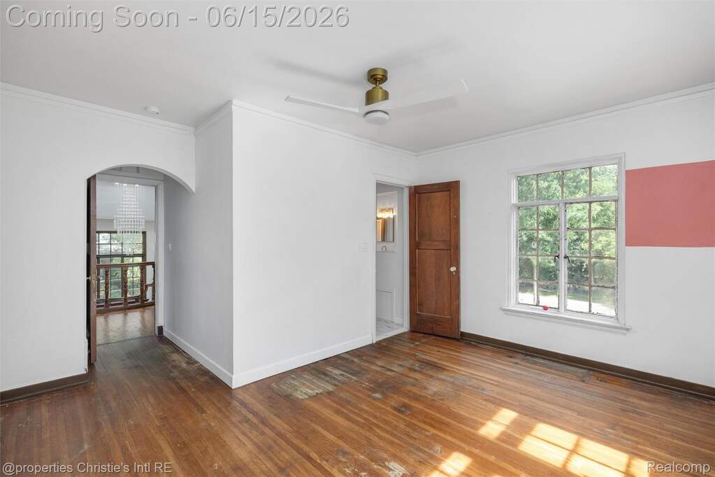 5 Bedroom Single Family Home/House's Image 58