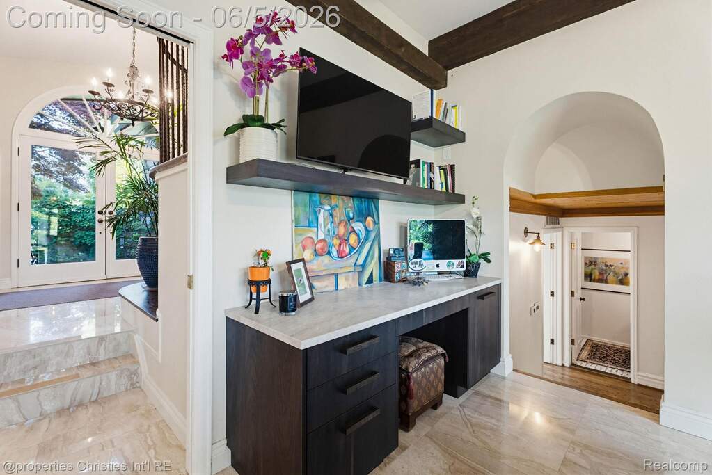 4 Bedroom Single Family Home/House's Image 20