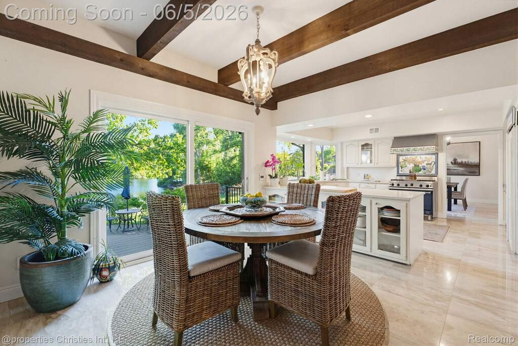 4 Bedroom Single Family Home/House's Image 22