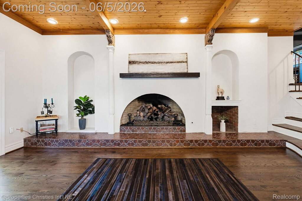 4 Bedroom Single Family Home/House's Image 27