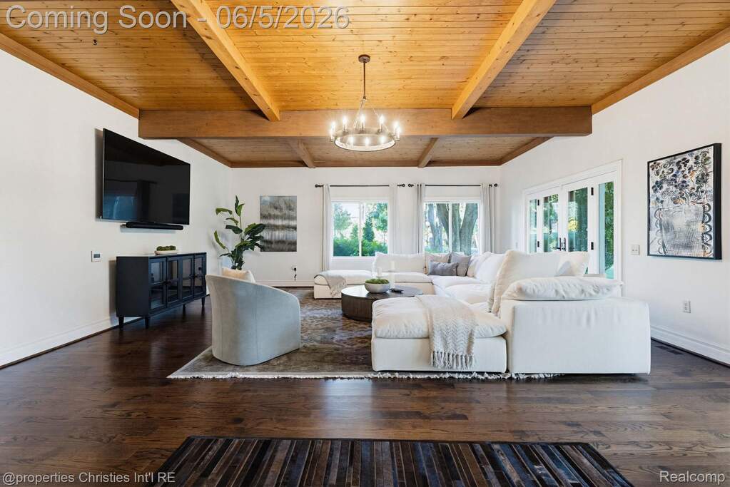 4 Bedroom Single Family Home/House's Image 29
