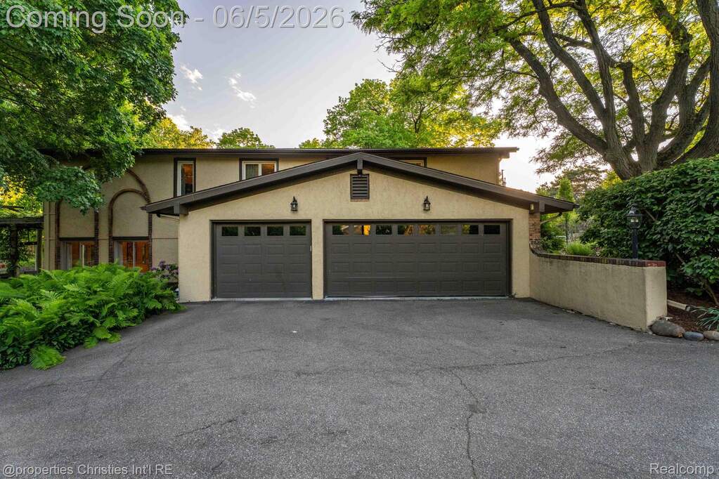 Two-car garage with individual doors