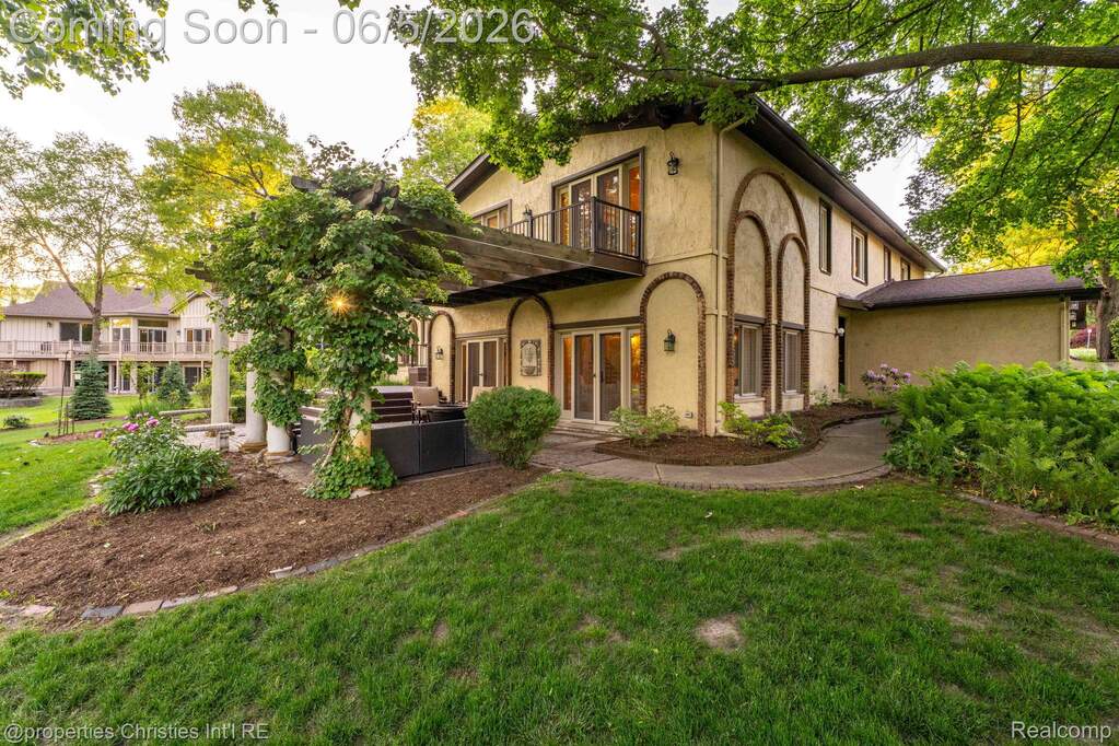4 Bedroom Single Family Home/House's Image 49