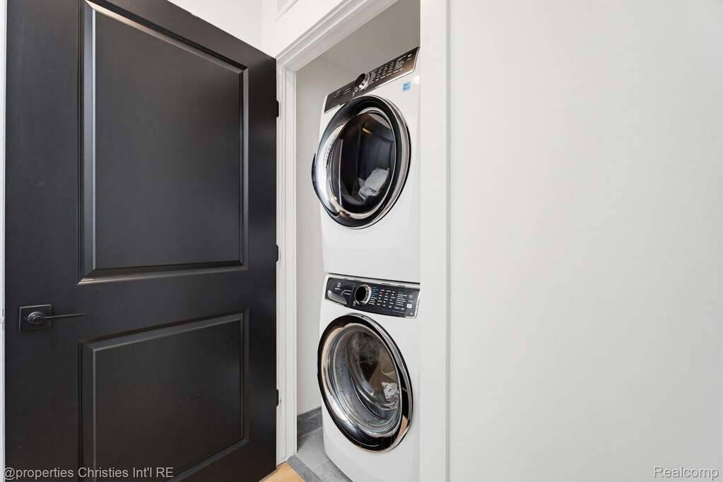3 Bedroom Villa/Townhouse's Image 23