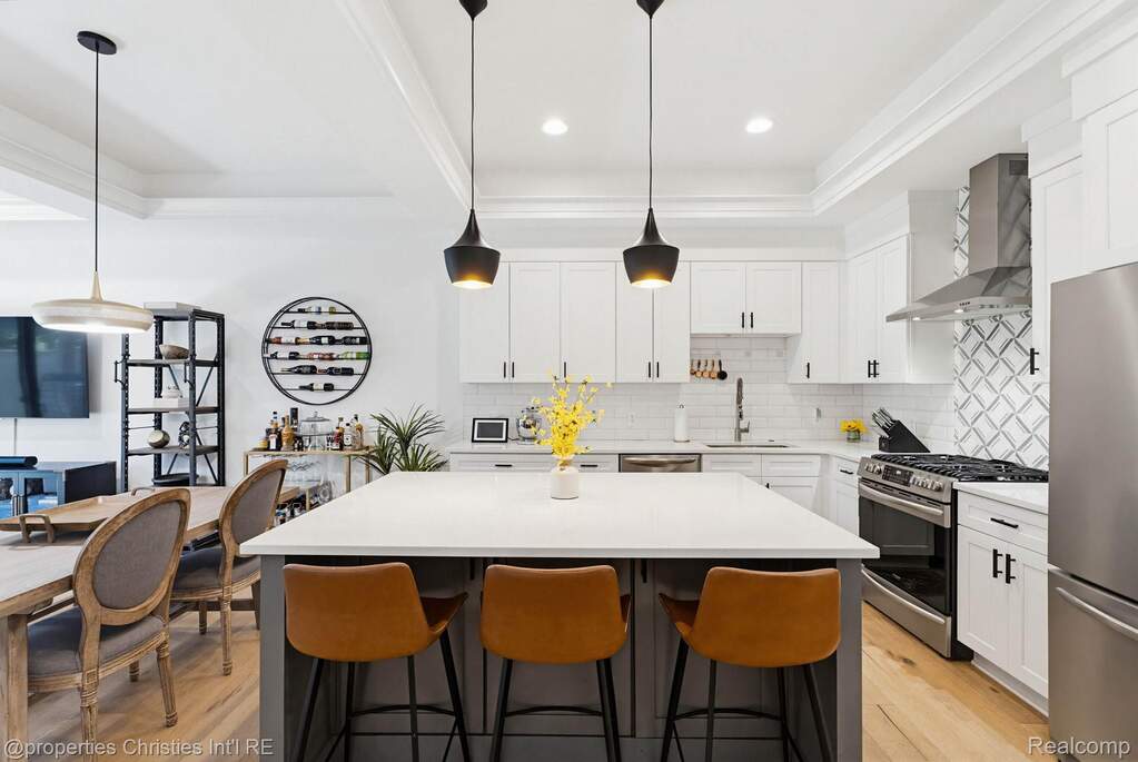 3 Bedroom Villa/Townhouse's Image 5