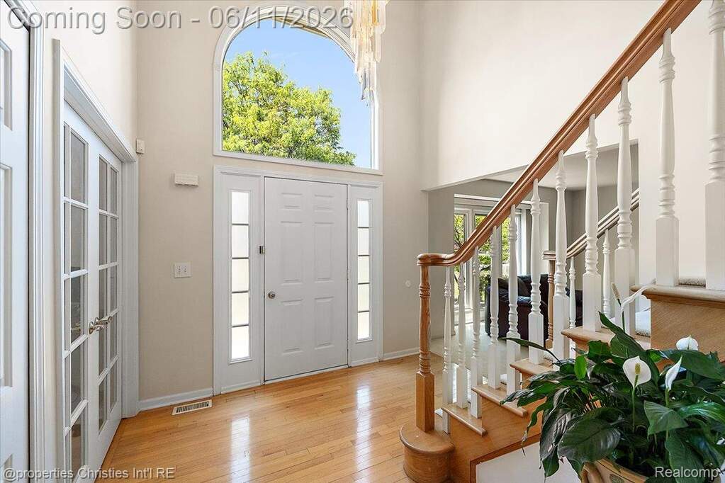 4 Bedroom Single Family Home/House's Image 15