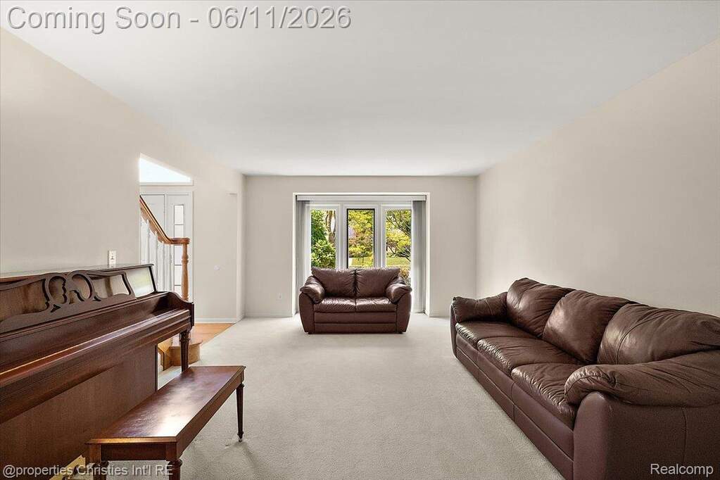 4 Bedroom Single Family Home/House's Image 23