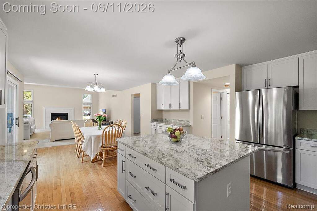 4 Bedroom Single Family Home/House's Image 31