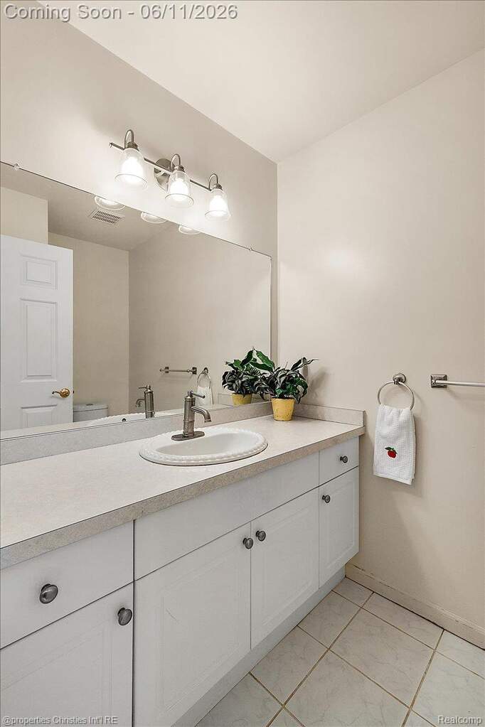 4 Bedroom Single Family Home/House's Image 41