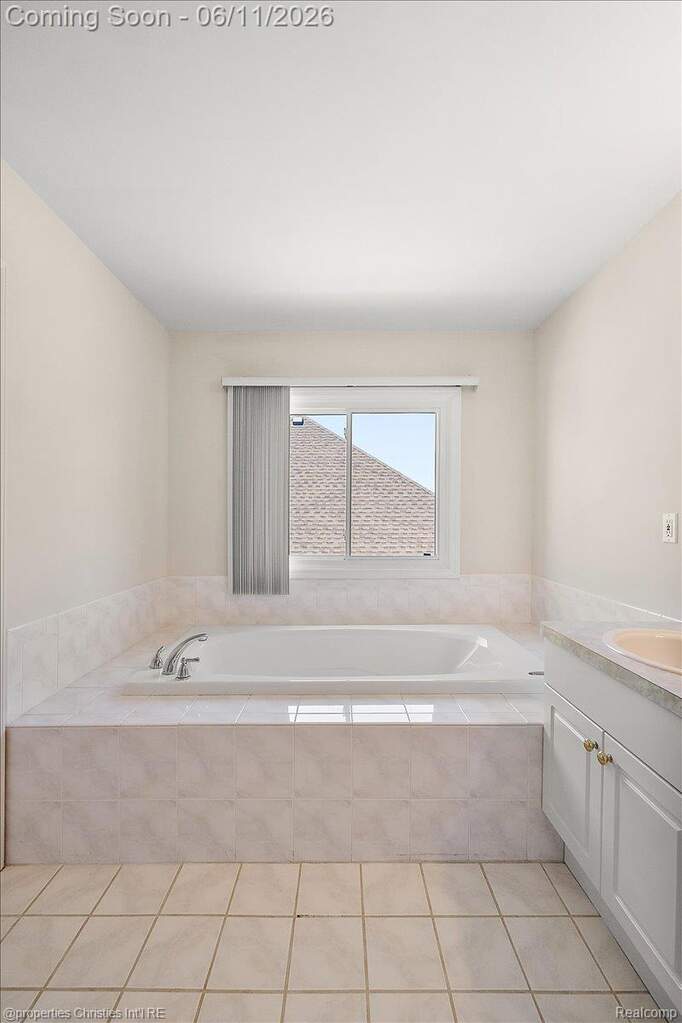 4 Bedroom Single Family Home/House's Image 50