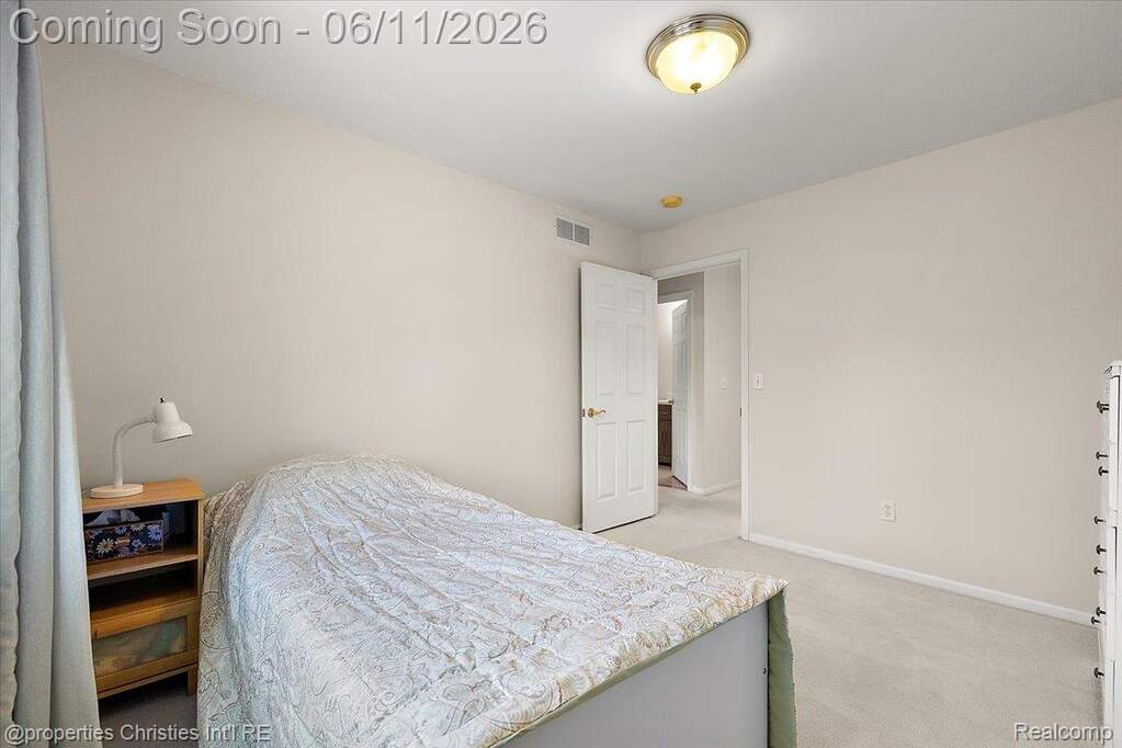 4 Bedroom Single Family Home/House's Image 55
