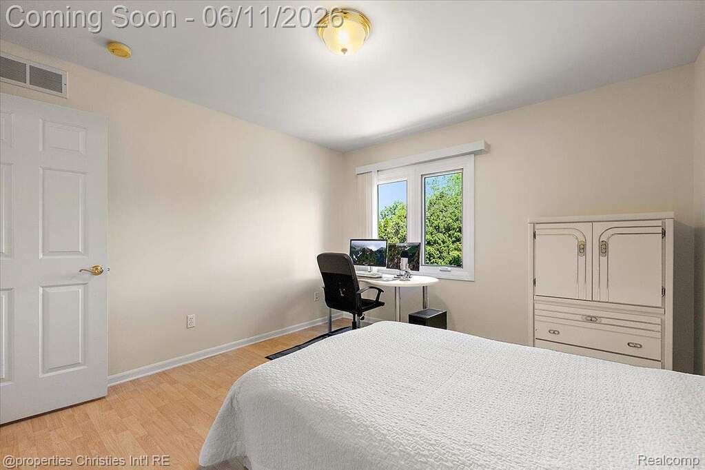 4 Bedroom Single Family Home/House's Image 57