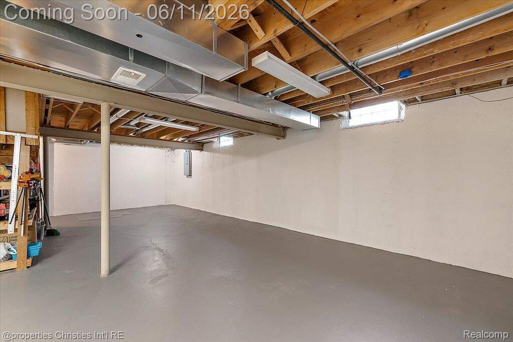 4 Bedroom Single Family Home/House's Image 63