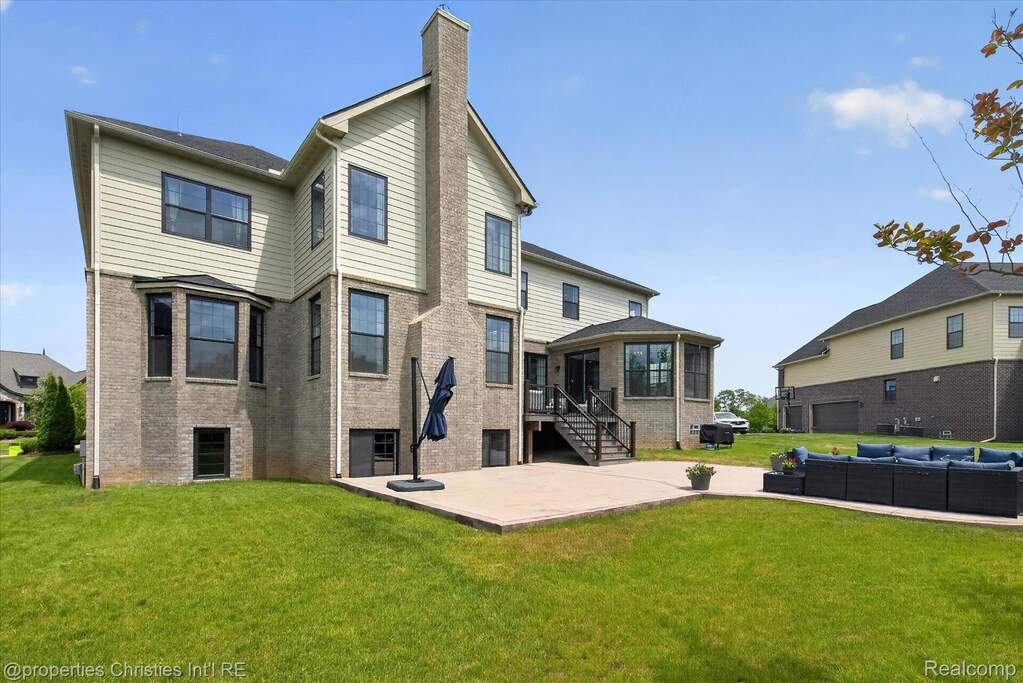 5 Bedroom Single Family Home/House's Image 80