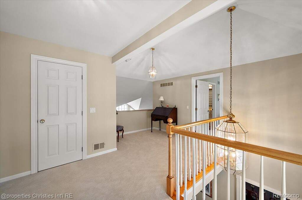 4 Bedroom Single Family Home/House's Image 42