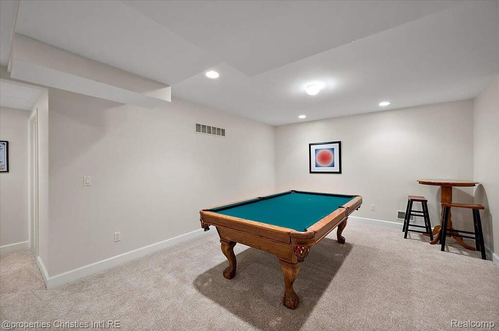 4 Bedroom Single Family Home/House's Image 61
