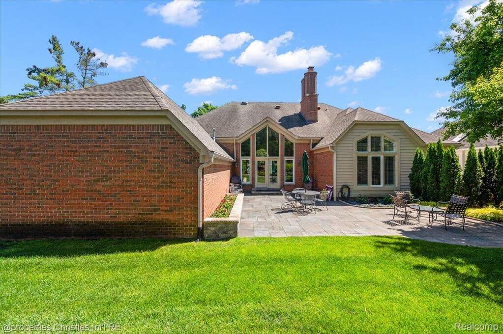 4 Bedroom Single Family Home/House's Image 75