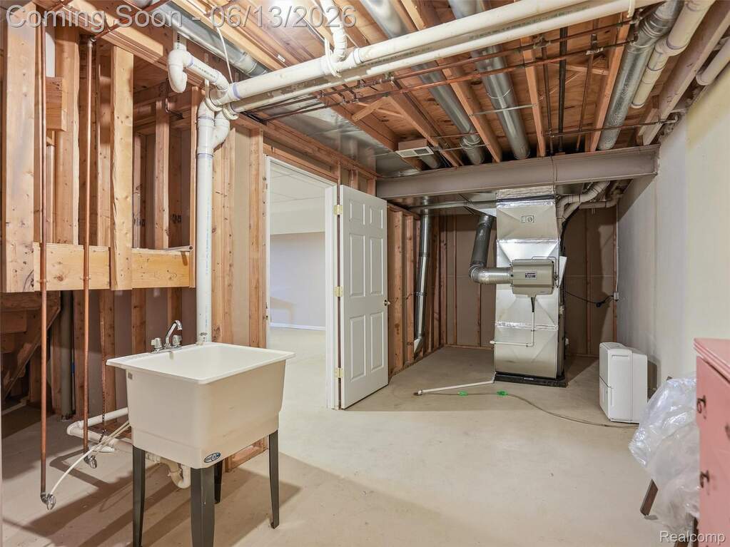 2 Bedroom Apartment/Flat's Image 34