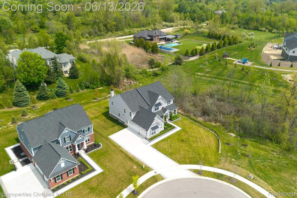 5 Bedroom Single Family Home/House's Image 48