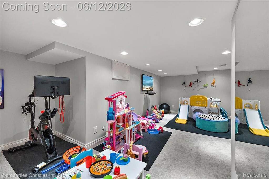 4 Bedroom Single Family Home/House's Image 48