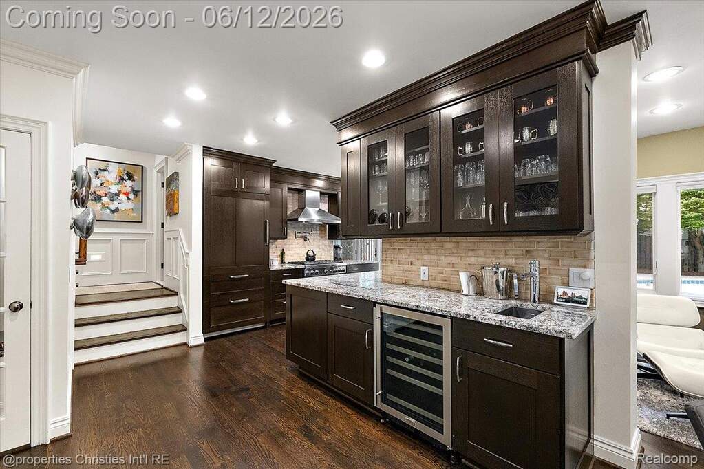 4 Bedroom Single Family Home/House's Image 4