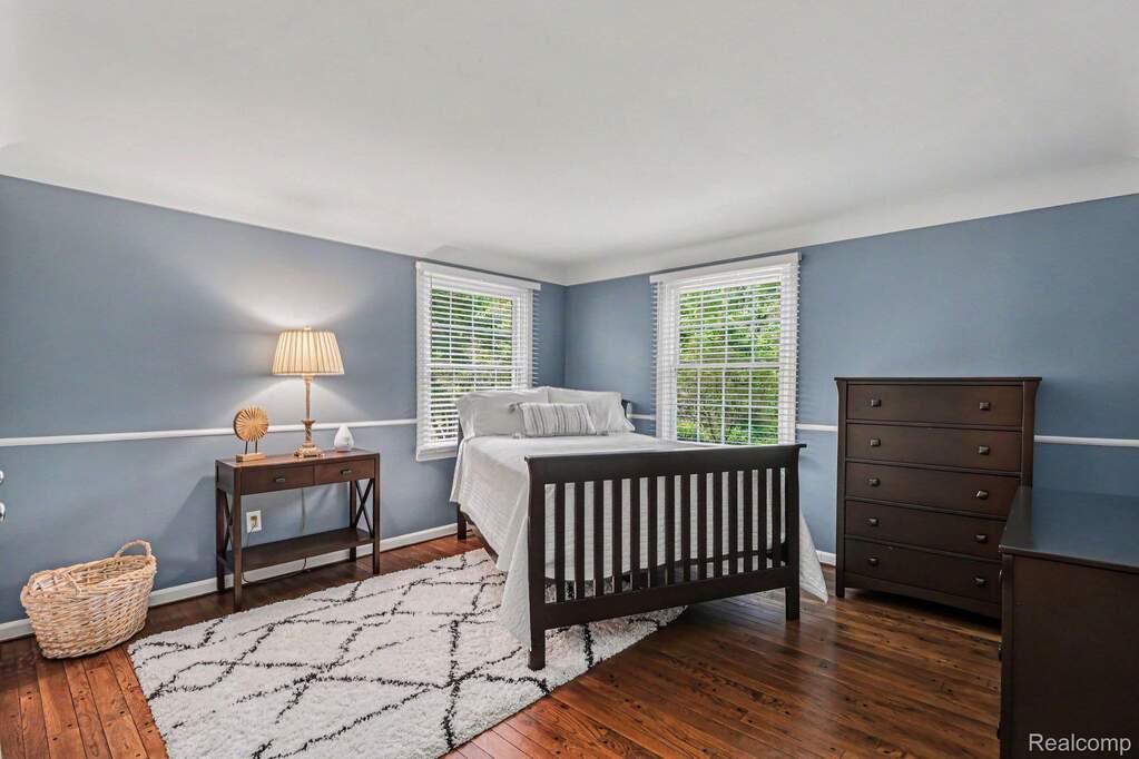 4 Bedroom Single Family Home/House's Image 23