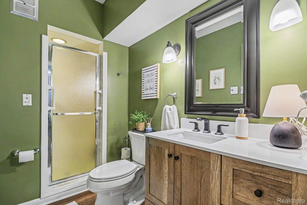 4 Bedroom Single Family Home/House's Image 31