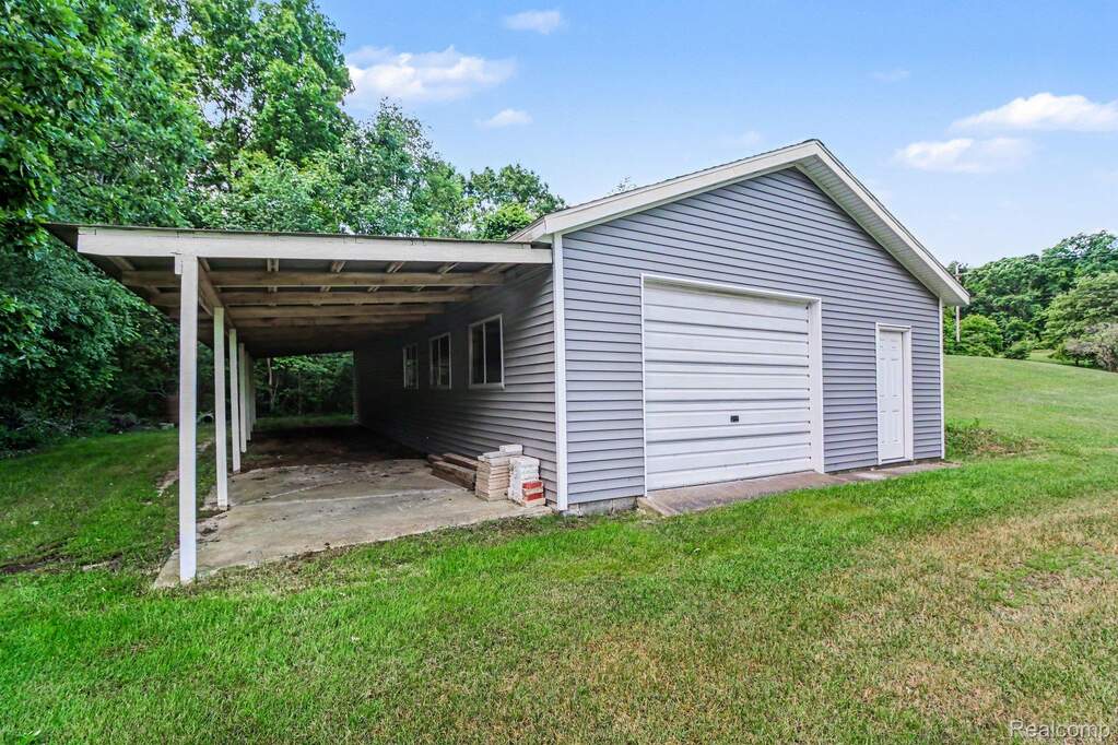 4 Bedroom Single Family Home/House's Image 41