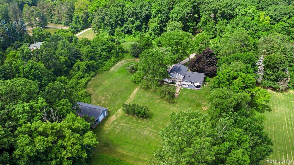 4 Bedroom Single Family Home/House's Image 42