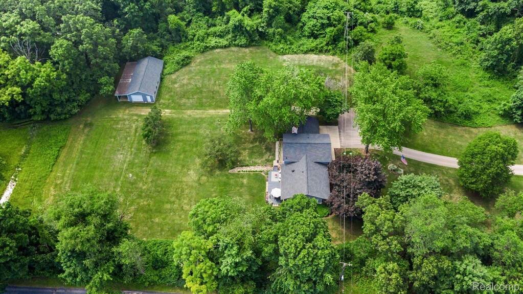 4 Bedroom Single Family Home/House's Image 43
